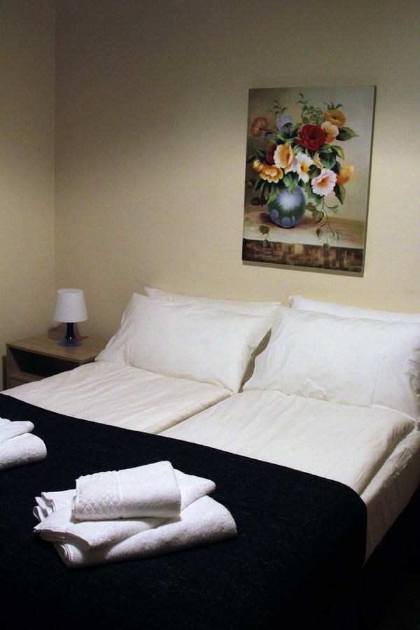 Pier 61 Guest Accommodation Newport Beach Exterior foto